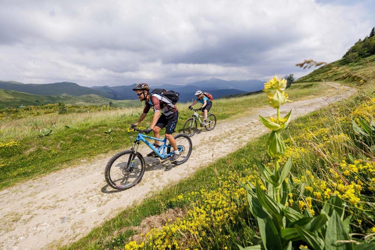 Camping Paradis La Marmotte Ax-les-Thermes Exteriör bild